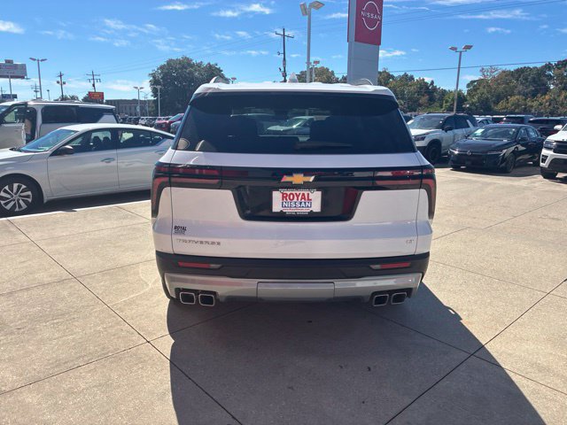 Used 2024 Chevrolet Traverse LT w/ LPO, Floor Liner Package FWD image 6