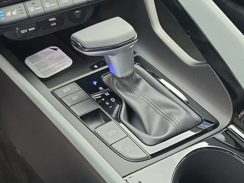 New 2026 Hyundai Elantra Limited FWD image 33