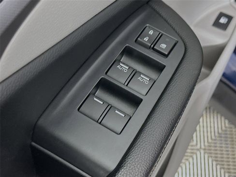 Used 2022 Honda Ridgeline RTL image 18