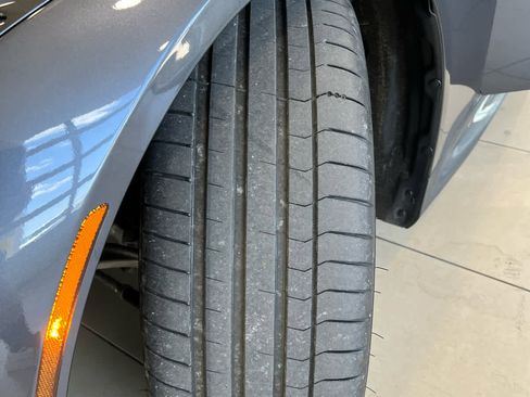 Used 2024 Lexus LC 500 Convertible image 18