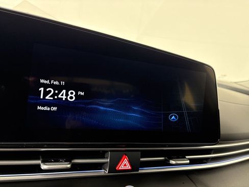 New 2026 Hyundai Elantra Limited image 25