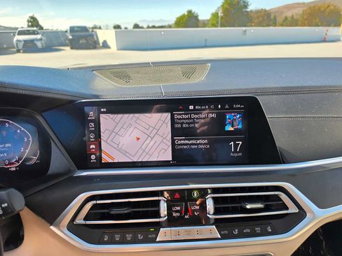 Used 2020 BMW X7 xDrive40i w/ Premium Package AWD/4WD image 26