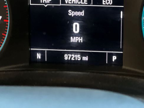 Used 2021 Chevrolet Malibu LT FWD image 26