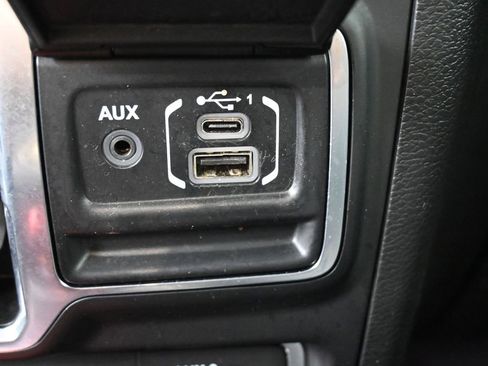 Used 2020 Jeep Wrangler Unlimited Rubicon image 6