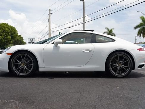 Used 2017 Porsche 911 Carrera image 4