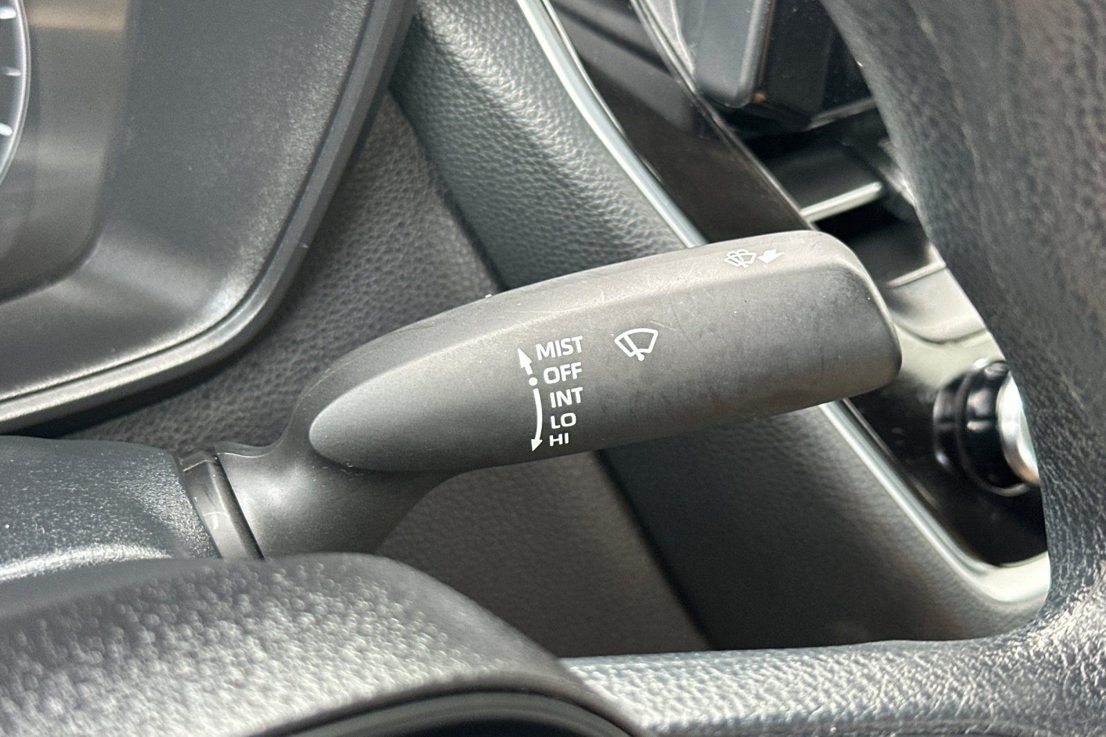 Used 2024 Toyota Corolla LE FWD image 37