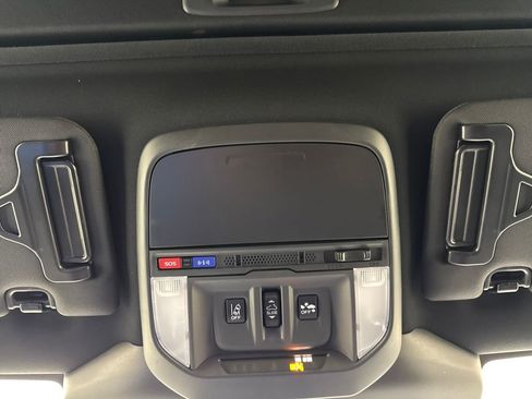 Used 2025 Subaru Forester Wilderness image 21