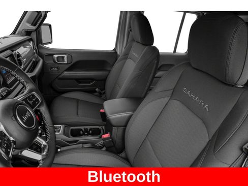 Used 2022 Jeep Wrangler Unlimited Sahara w/ Dual Top Group AWD/4WD image 12