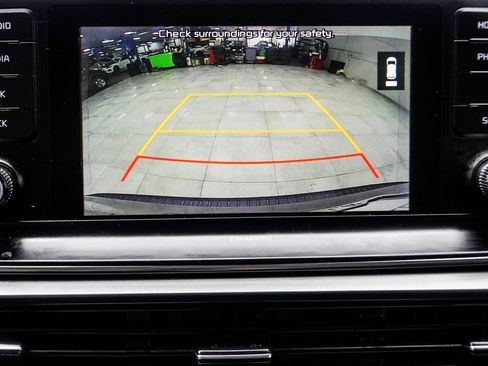 Used 2021 Kia Telluride S AWD/4WD image 29