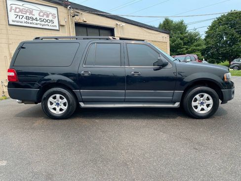 Used 2016 Ford Expedition EL XL AWD/4WD image 2