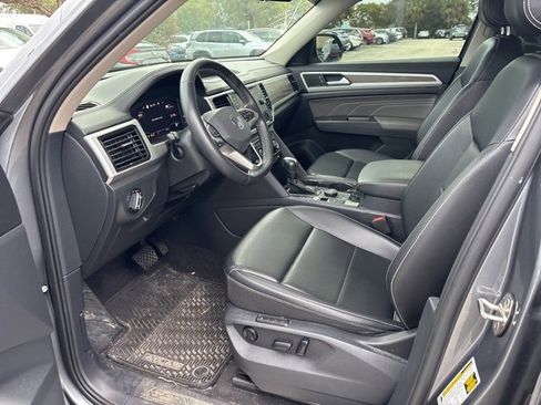 Used 2022 Volkswagen Atlas SEL image 8