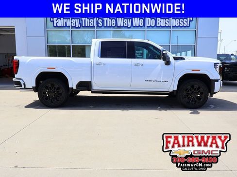 New 2026 GMC Sierra 2500 Denali Ultimate w/ LPO, Black Badging Package AWD/4WD image 1