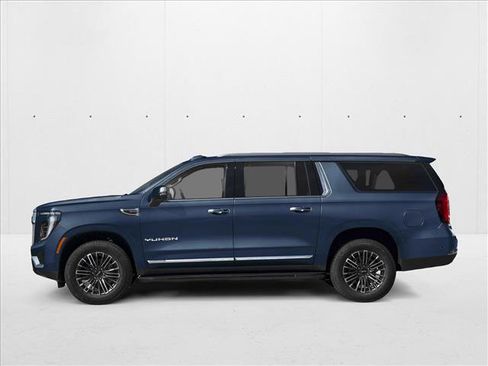 New 2026 GMC Yukon XL Elevation image 3