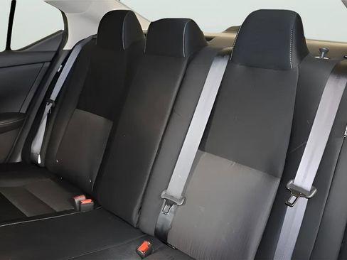 Used 2025 Nissan Sentra SV FWD image 36