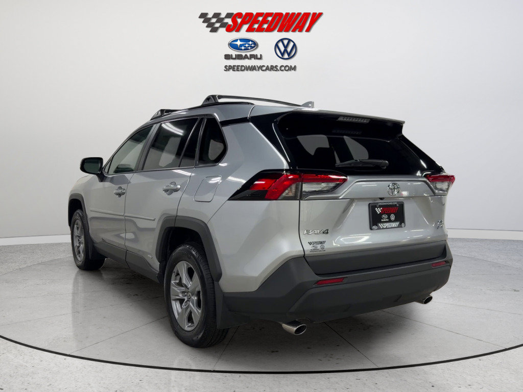 Used 2025 Toyota RAV4 XLE w/ Convenience Package AWD/4WD image 8