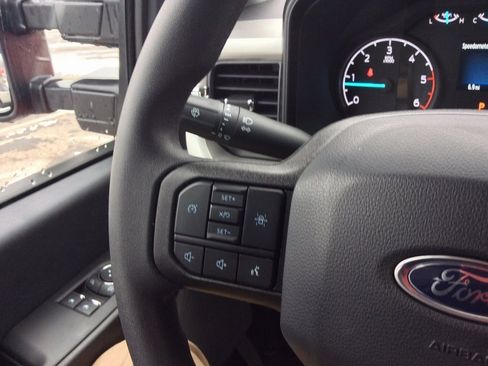 Used 2024 Ford F350 XL w/ Snow Plow Prep Package image 38