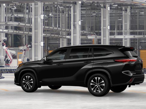 New 2026 Toyota Highlander XLE AWD/4WD image 5