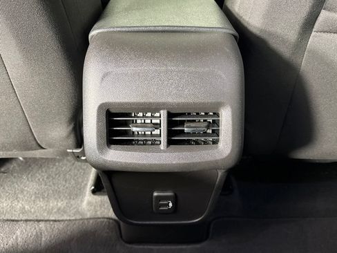 Certified 2024 Chevrolet Equinox LT AWD/4WD image 39