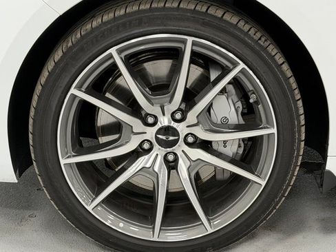 New 2026 Genesis G70 2.5T Prestige image 8