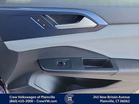 Certified 2022 Volkswagen Taos SE AWD/4WD image 44