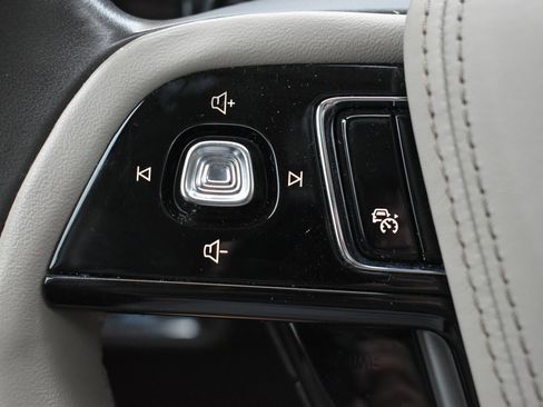 Used 2023 Lincoln Aviator Reserve w/ Equipment Group 201A AWD/4WD image 19