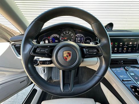 Used 2023 Porsche Panamera Platinum Edition image 15