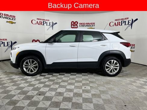 Used 2023 Chevrolet TrailBlazer LS image 4