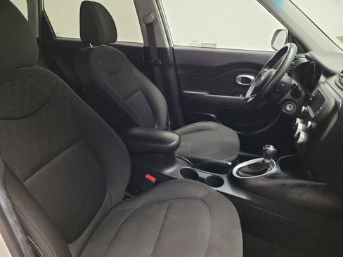 Used 2019 Kia Soul FWD image 21