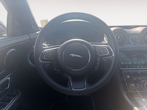Used 2019 Jaguar XJ L Portfolio image 12