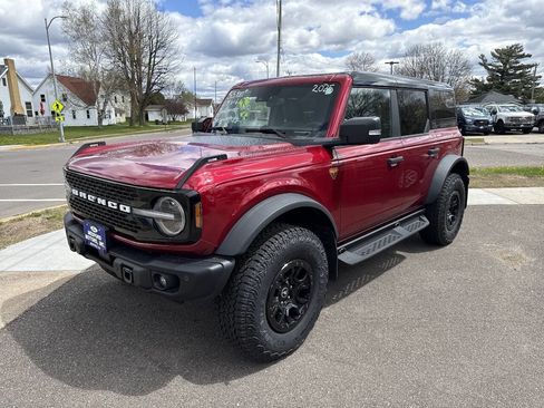 Certified 2025 Ford Bronco Badlands AWD/4WD image 3