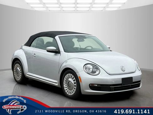 Used 2015 Volkswagen Beetle 1.8T image 1