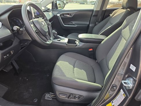 Used 2024 Toyota RAV4 XLE image 16
