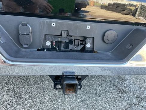 Used 2023 Chevrolet Silverado 1500 LT image 9