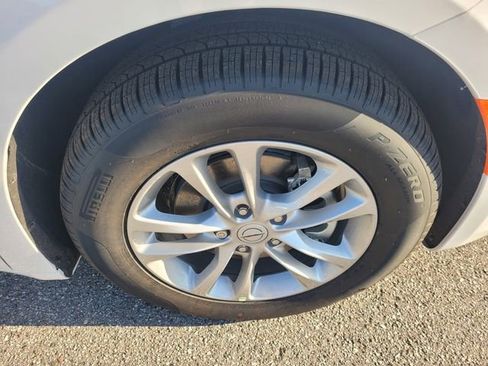 New 2026 Chrysler Pacifica Select image 14