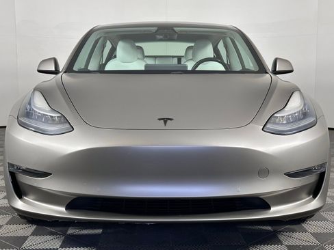 Used 2018 Tesla Model 3 Long Range AWD/4WD image 22