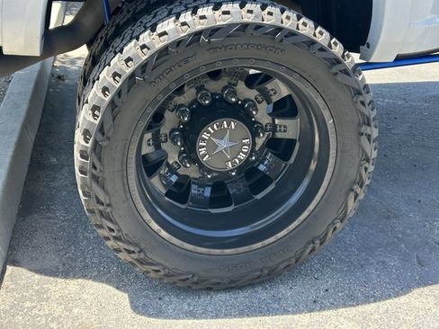 Used 2016 RAM 3500 Laramie Longhorn AWD/4WD image 4