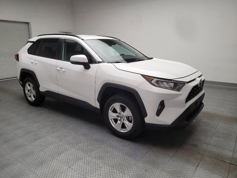 Used 2021 Toyota RAV4 XLE FWD image 11