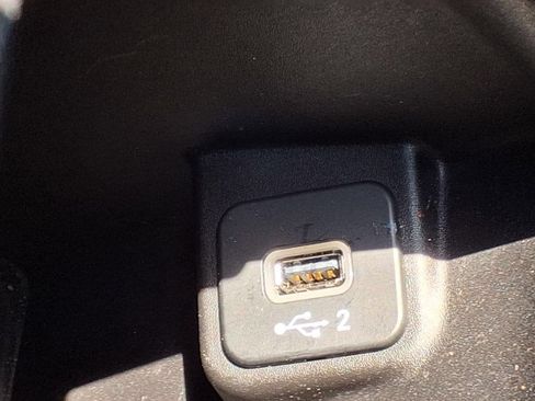 Used 2023 Jeep Wrangler Unlimited Sahara AWD/4WD image 23