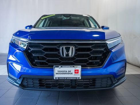 Used 2023 Honda CR-V EX image 2