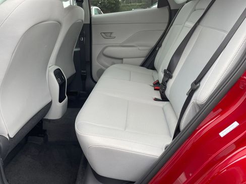 Used 2025 Hyundai Kona SEL image 20