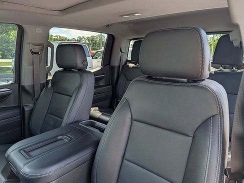 Used 2022 Chevrolet Silverado 1500 RST AWD/4WD image 14