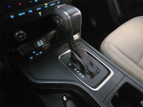 Used 2020 Ford Ranger XLT w/ Equipment Group 301A Mid image 20