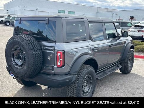 New 2025 Ford Bronco Badlands image 6