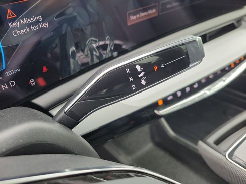 New 2026 Cadillac Optiq Sport 1 image 22