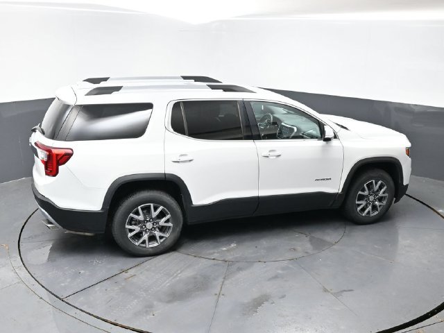 Used 2023 GMC Acadia SLT FWD image 16