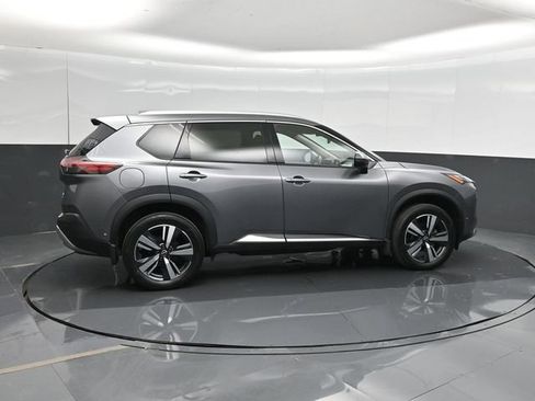 Used 2023 Nissan Rogue Platinum AWD/4WD image 4