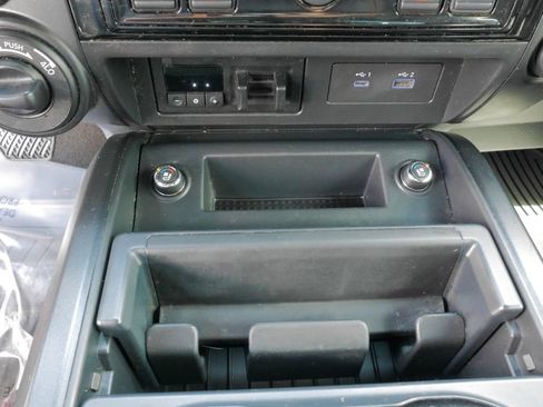 Used 2021 Nissan Titan PRO-4X w/ Pro-4x Convenience Package AWD/4WD image 28