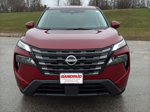 New 2026 Nissan Rogue SV AWD/4WD image 3