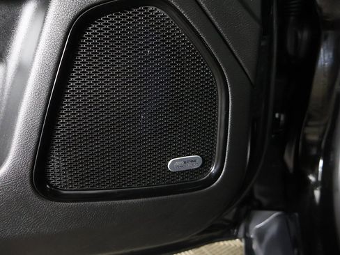 Used 2022 Jeep Compass Limited w/ Sun and Sound Group image 34