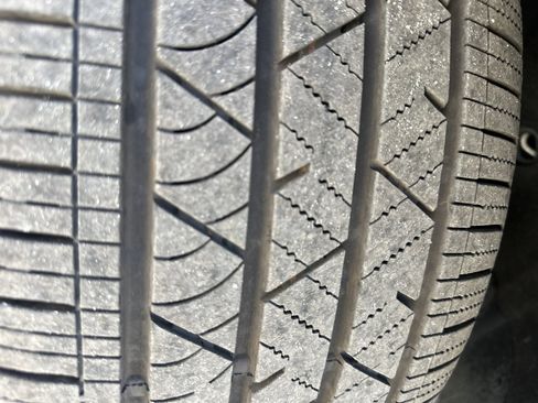 Used 2023 Lincoln Nautilus Reserve w/ Equipment Group 202A image 8